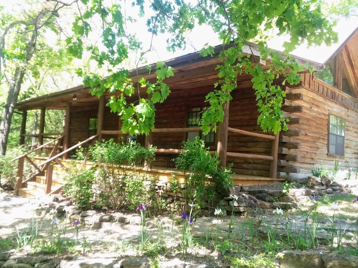 Cherokee Mountain Log Cabins Eureka Springs Eksteriør billede