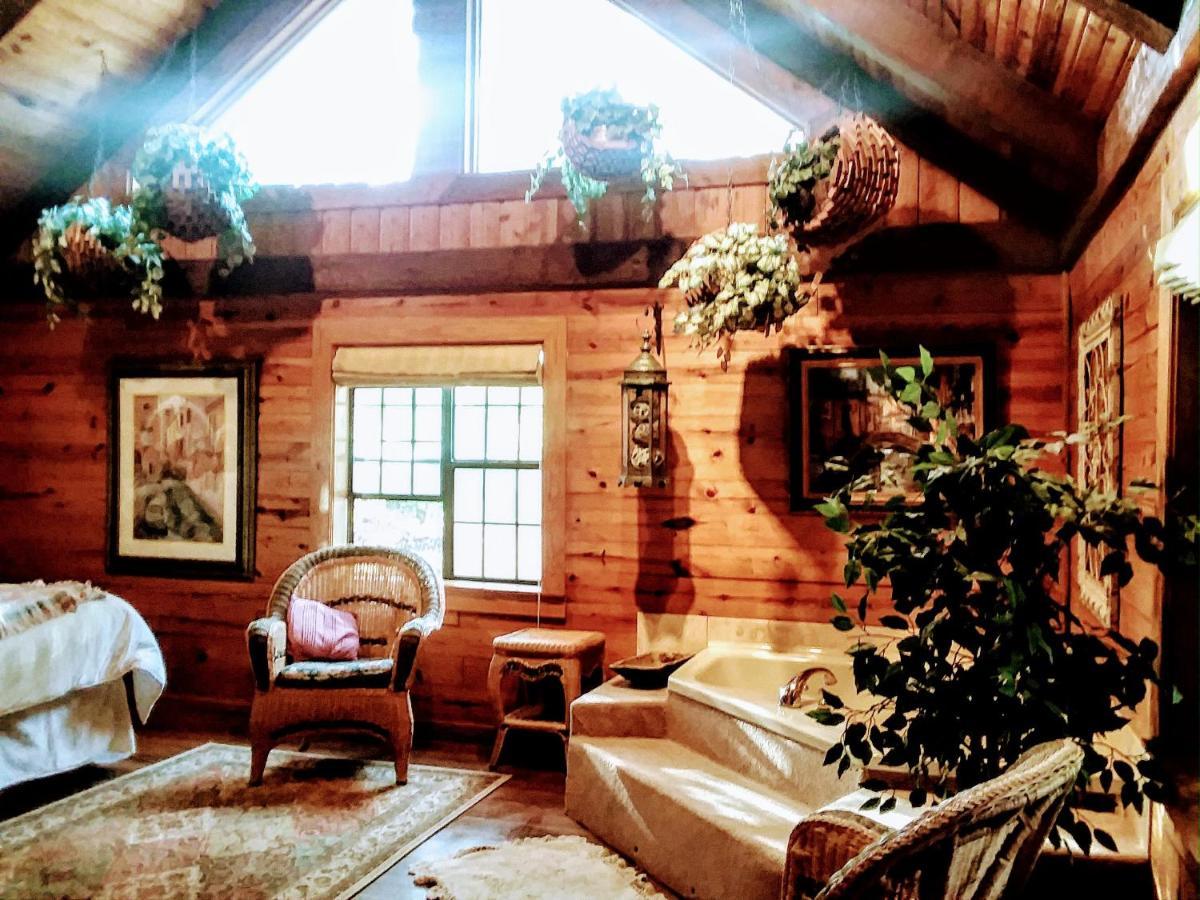 Cherokee Mountain Log Cabins Eureka Springs Eksteriør billede