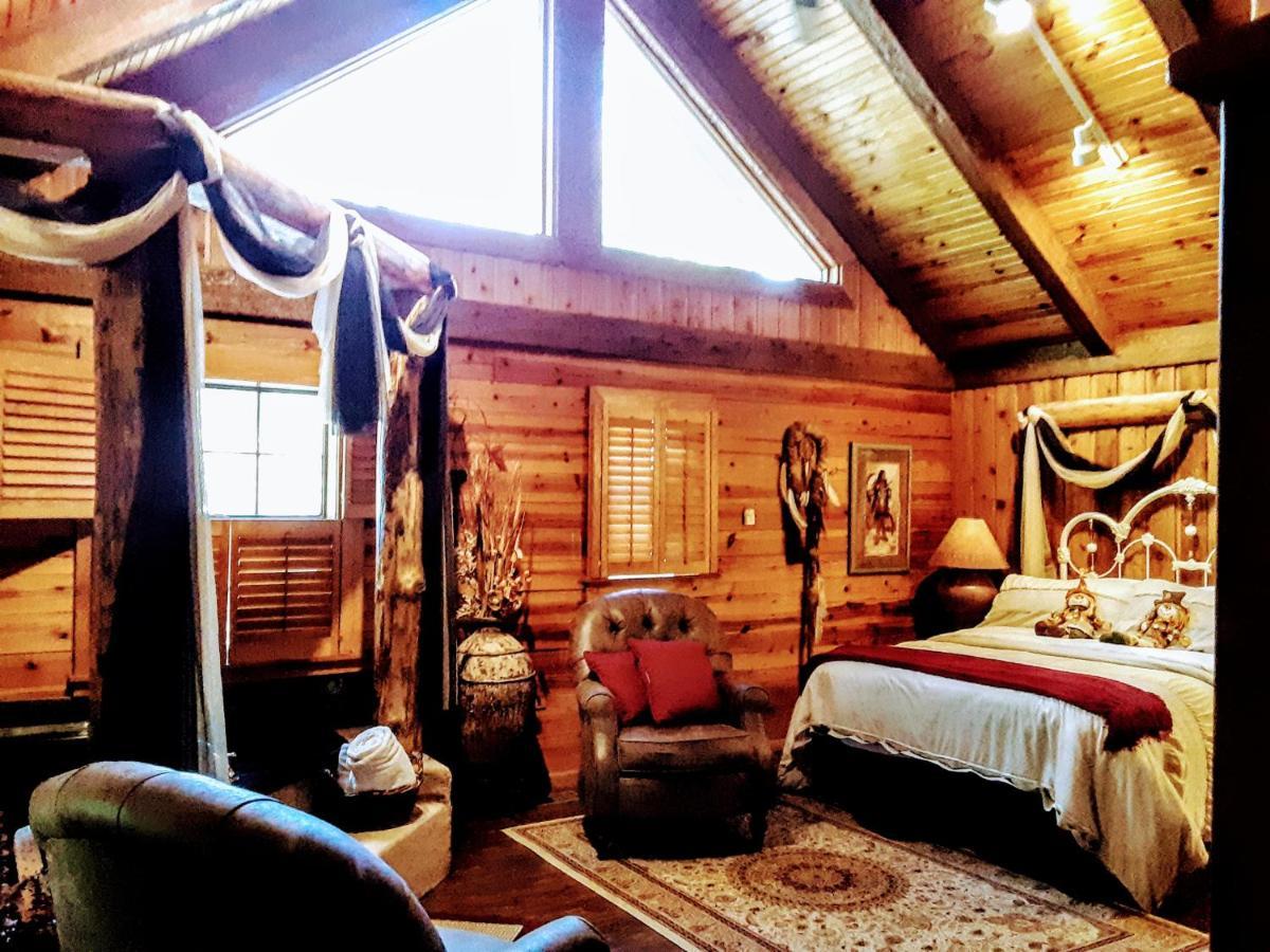 Cherokee Mountain Log Cabins Eureka Springs Eksteriør billede