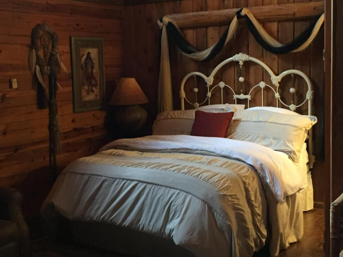 Cherokee Mountain Log Cabins Eureka Springs Eksteriør billede