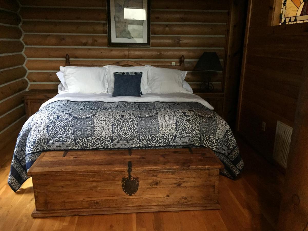 Cherokee Mountain Log Cabins Eureka Springs Eksteriør billede