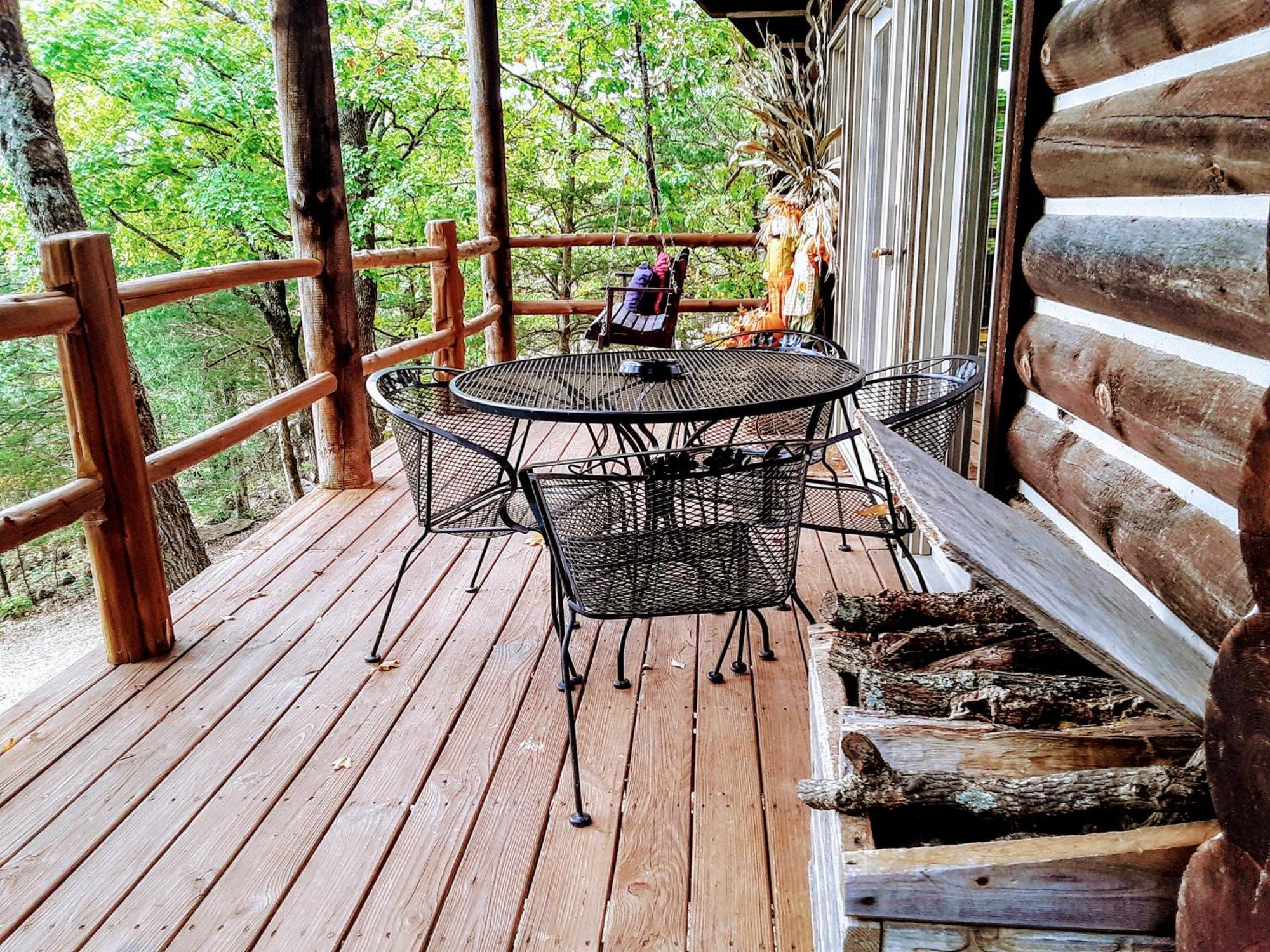 Cherokee Mountain Log Cabins Eureka Springs Værelse billede